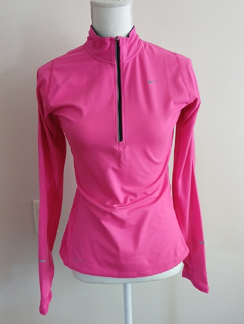 Nike Women’s Hot Pink Long-Sleeve Half-Zip Top